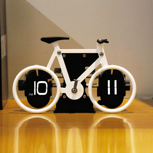탁상시계 북유럽 자전거 시계 재미 테이블 시계 뉴하우스 집들이 개성