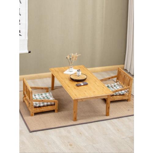 등받이 좌식의자 구들상 온돌 다다미 테이블 일본식 낮은 테이블에 앉은