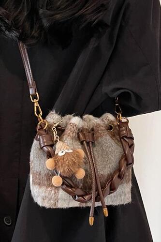 귀여운 여성가방 가을 겨울 고급스러운 크로스바디 패션 크러쉬